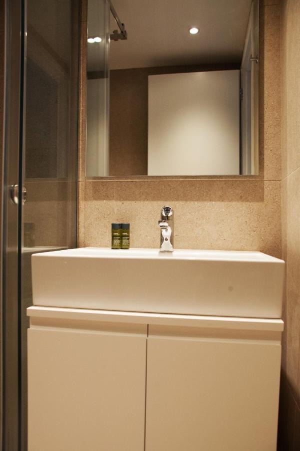אתונה Phaedrus Living Executive Kriel Suites 101 מראה חיצוני תמונה